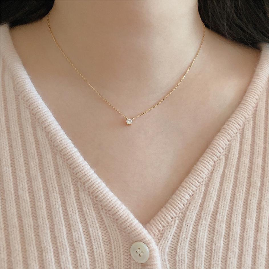 Simple Four Claws Round CZ 925 Sterling Silver Necklace