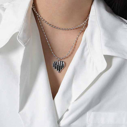 Fashion Irregular Black Epoxy Heart 925 Sterling Silver Necklace