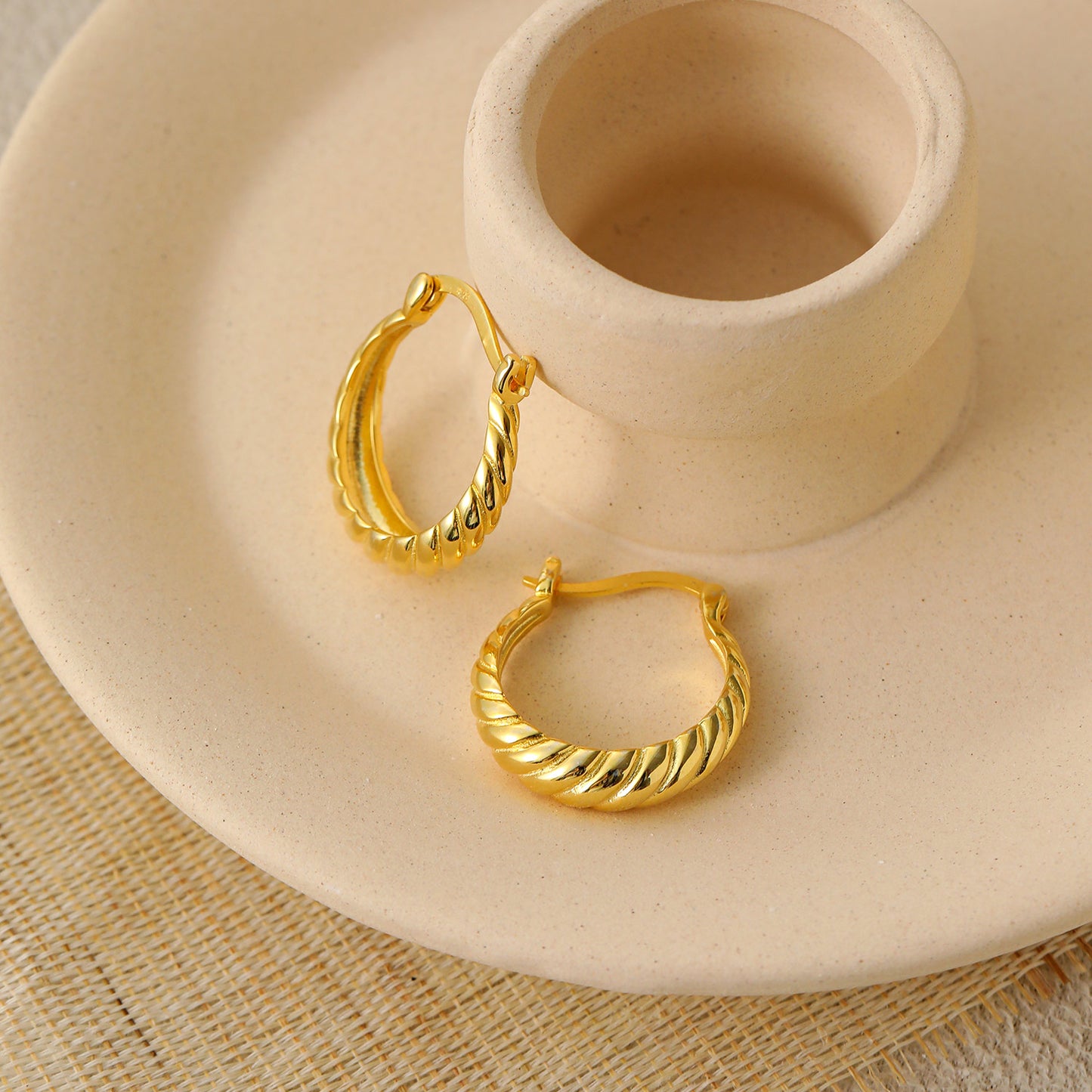 Elegant Twisted 925 Sterling Silver Hoop Earrings